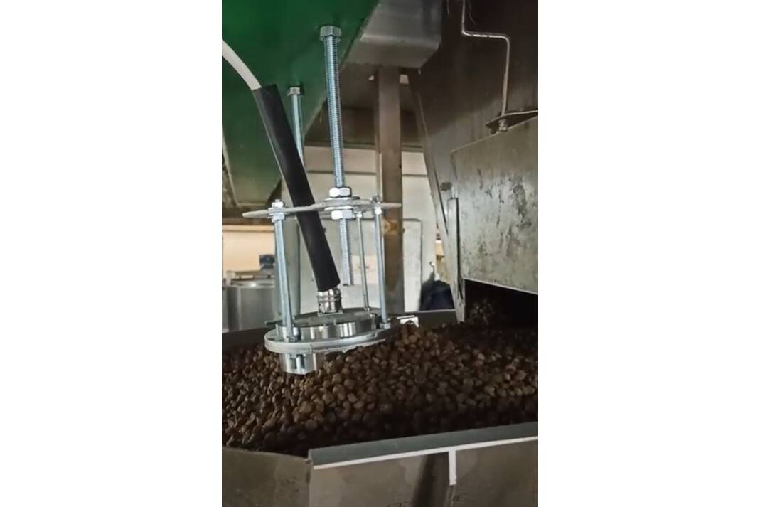 Feuchtemessung mindert den Gasverbrauch drastisch Effiziente Energieeinsparung durch gezielte Feuchtemessung bei der Trocknung von z.B. Getreide, Futtermittelpellets, Sand und Klärschlammpellets