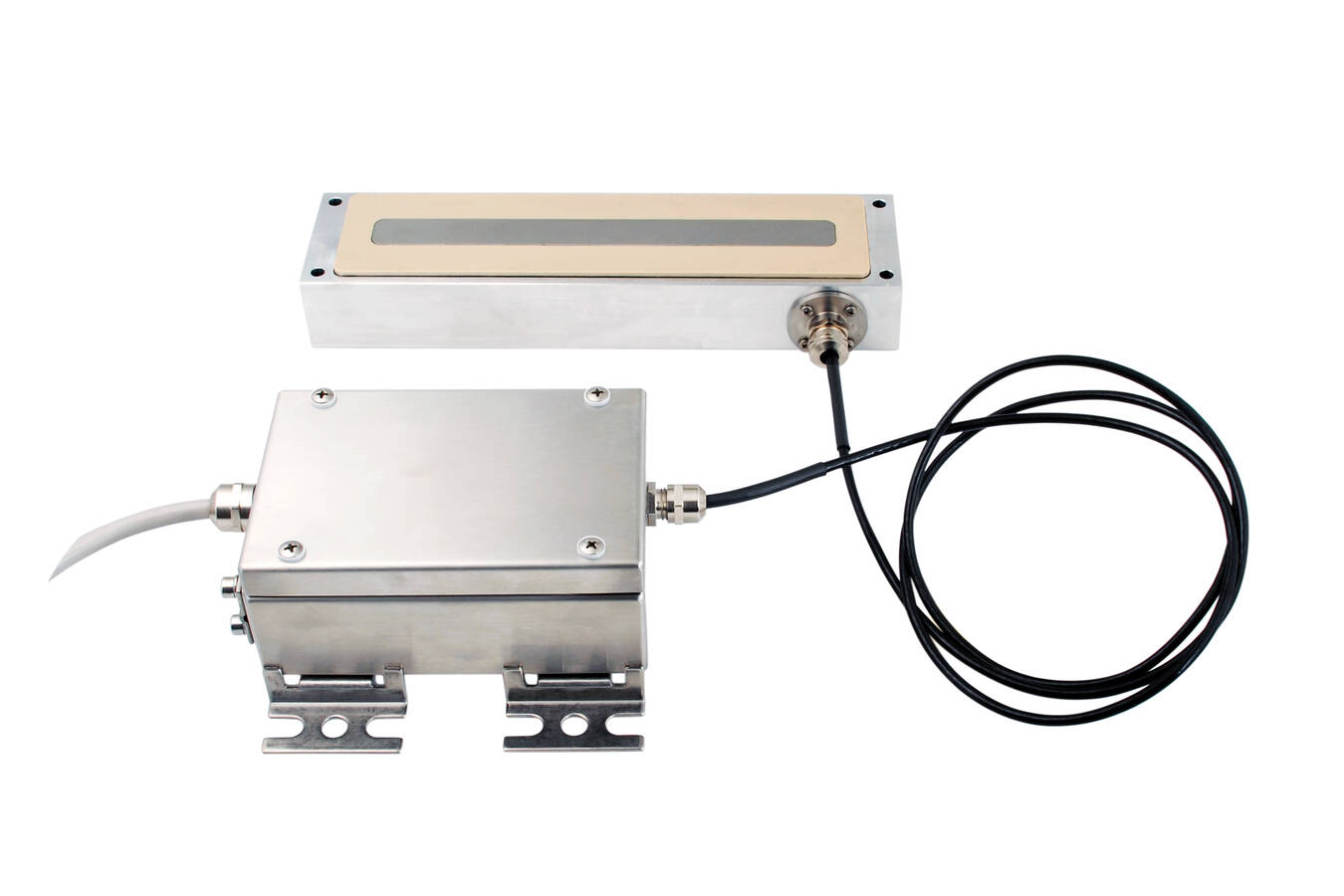 Neue Generation von Feuchtigkeitssonden für Lebensmittel, Atex und meh Erhöhen Sie Ihre Anlagensicherheit und sparen Zeit und Ressourcen durch innovative Sensortechnologien für die Lebensmittel-, Chemie-, Pharma- und andere Industrien.
