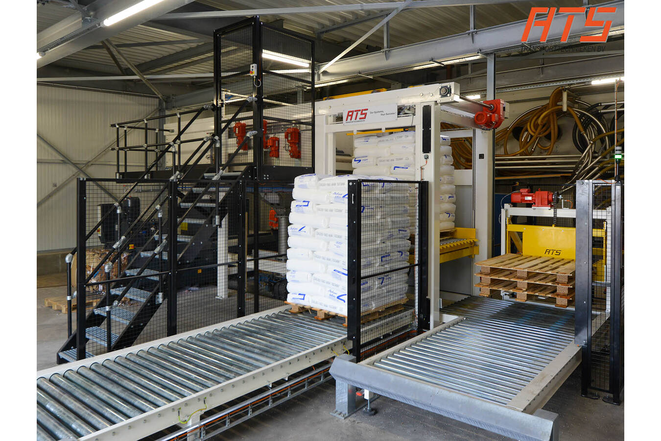 Schüttgut: Lösungen bei Fachkräftemangel Fachkräftemangel und Arbeitsschutz erschweren manuelle Sackentleerung. Automatisierte Systeme bieten eine effiziente und sichere Alternative. 