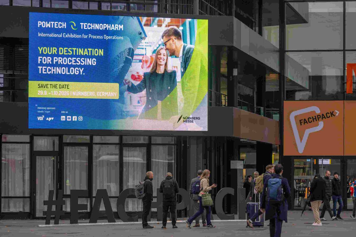 Processing meets Packaging: das Powerduo mit Strahlkraft Drei Tage voller Inspirationen, Innovationen und Austausch auf der PowTech TechnoPharm und FachPack.