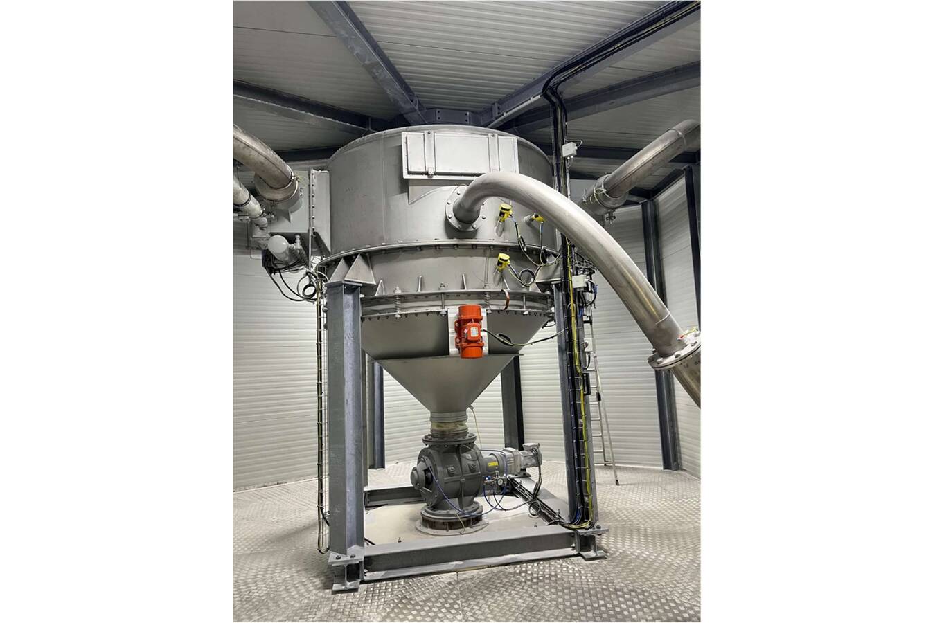 Infastaub realisiert maßgeschneiderte Filterlösung für Emsland-Stärke Effizienz auf engstem Raum